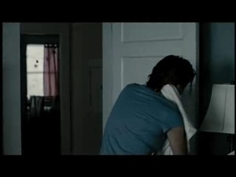 Watch Untraceable clip “Our House is on the Computer”