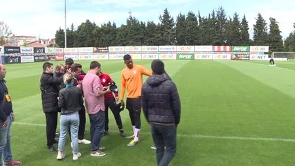 Galatasaray-Beşiktaş Derbisine Doğru - Donk, Onyekuru