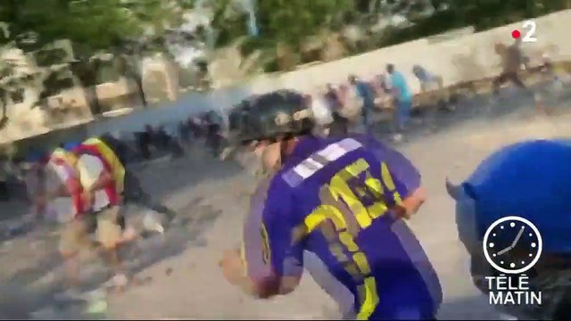 Venezuela : le bras de fer entre Juan Guaido et Nicolas Maduro s'intensifie