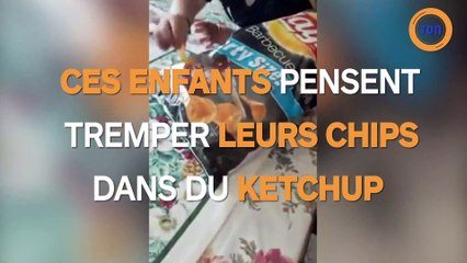 Ces enfants pensent tremper leurs chips dans du ketchup !