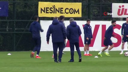 Fenerbahçe yağmur altında çalıştı