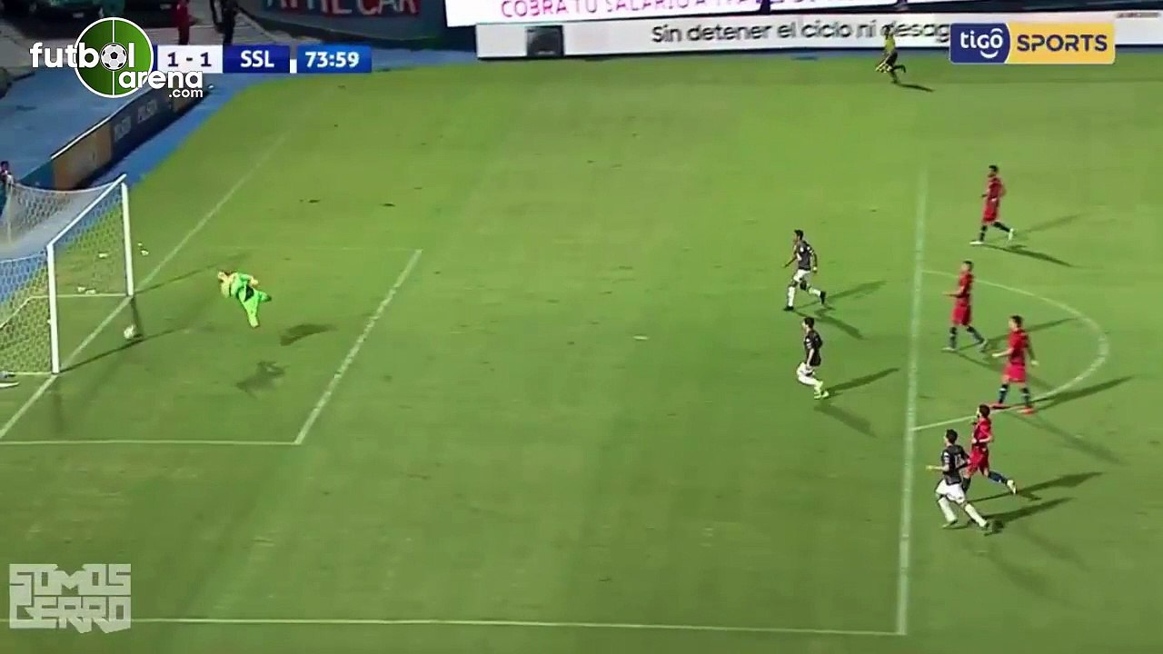 Paraguay'da tartışma yaratan gol kararı
