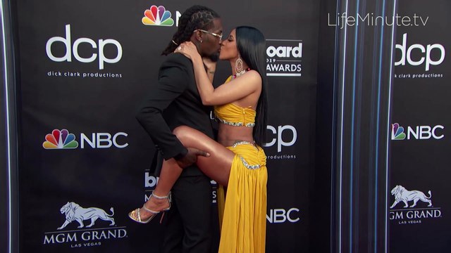 2019 Billboard Music Awards Red Carpet Stunners: Taylor Swift, Cardi B, Ciara and More