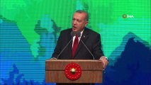 Cumhurbaşkanı Erdoğan:“İnsan fıtratına aykırı sapkın ilişkilerin belli çevreler tarafından kasıtlı şekilde meşrulaştırılmaya çalışması da aile kurumuna yönelik ana tehditler arasındadır. Nikah akdinin değersizleştirildiği, evlilik dışı ili