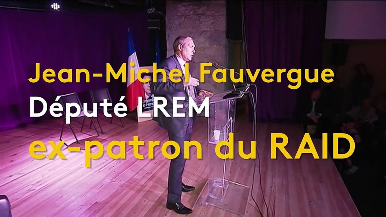 Un ancien policier devenu député veut que l'affaire Oussekine soit "oubliée"