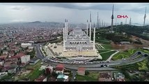 Temel Karamollaoğlu’nun “israf ve gösteriş” eleştirilerine konu olan Çamlıca Camii resmi olarak yarın açılıyor
