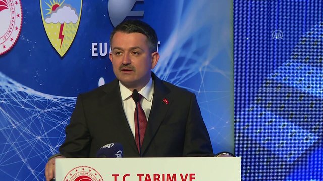 Pakdemirli: 'Hava tahminlerinin Türkiye ekonomisine katkısı yıllık 2,6 milyar avro' - İSTANBUL