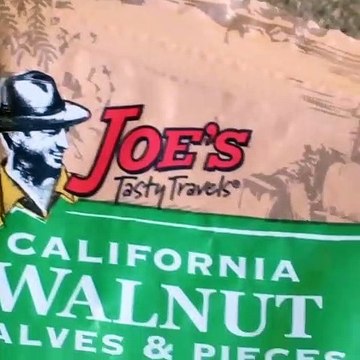 Cet écureuil va vous donner le sourire aux lèvres. Magnifique !