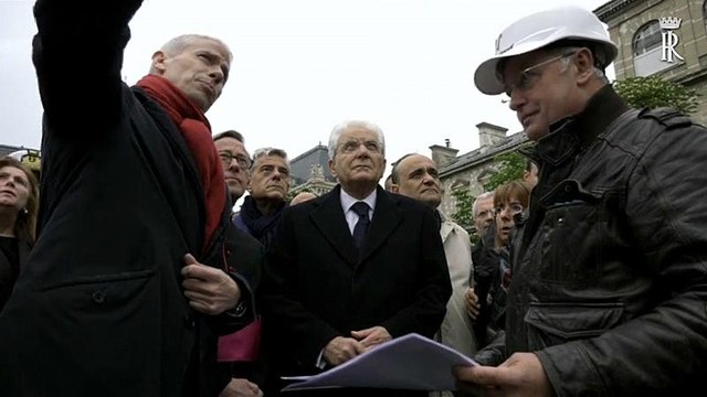 Mattarella visita la cattedrale di Notre-Dame