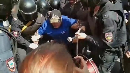 Premier mai répressif en Russie : une centaine d'arrestations