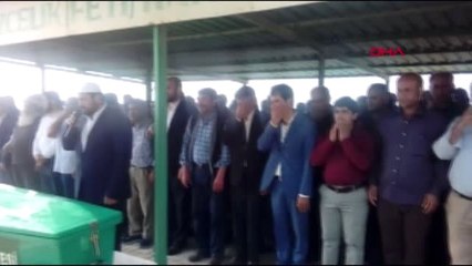 Hatay Suudi Arabistan'da Trafik Kazasında Ölen Genç Toprağa Verildi
