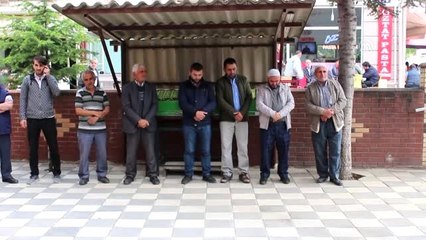 Üçüncü Kattan Düşerek Ölen Çocuk Toprağa Verildi