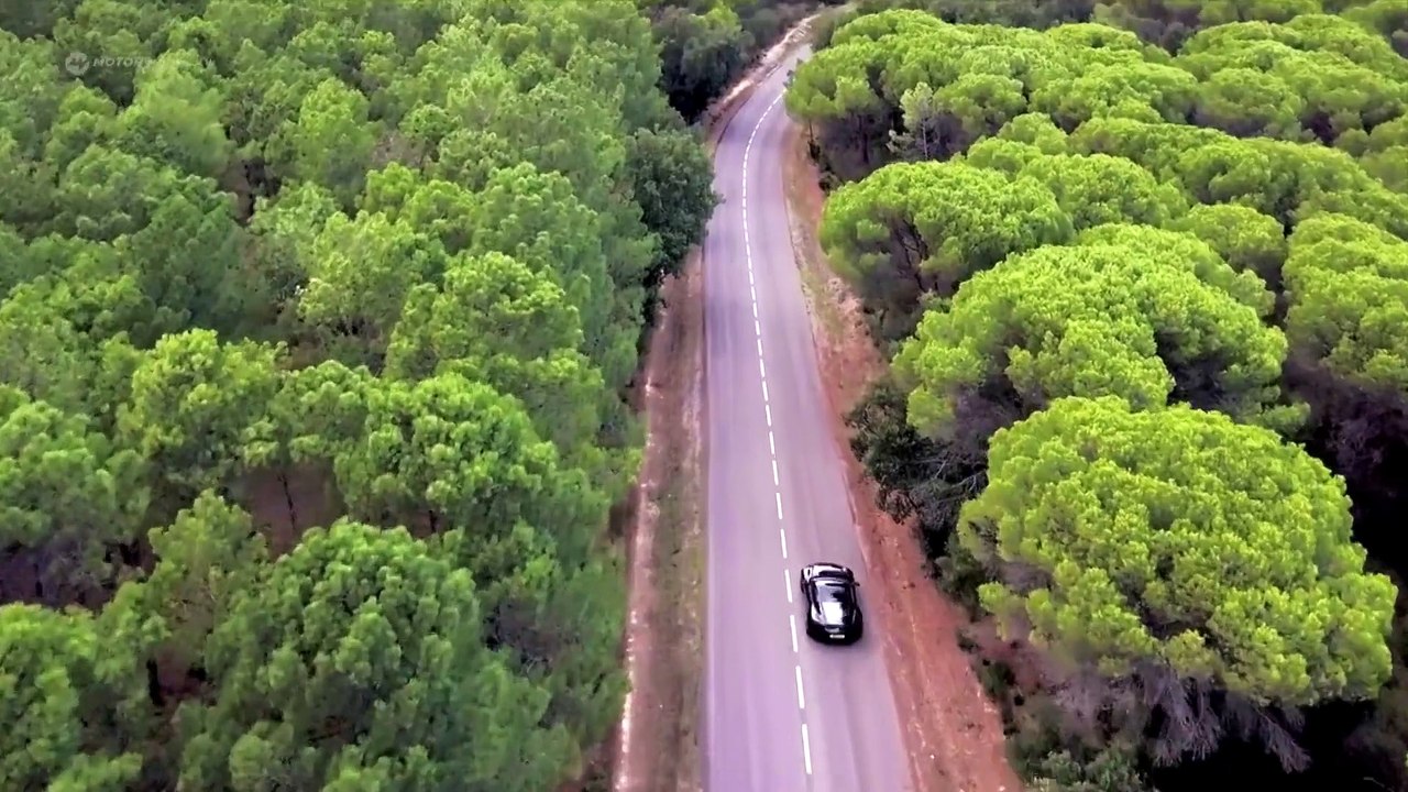 Aston Martin DB11 mit V8 von AMG