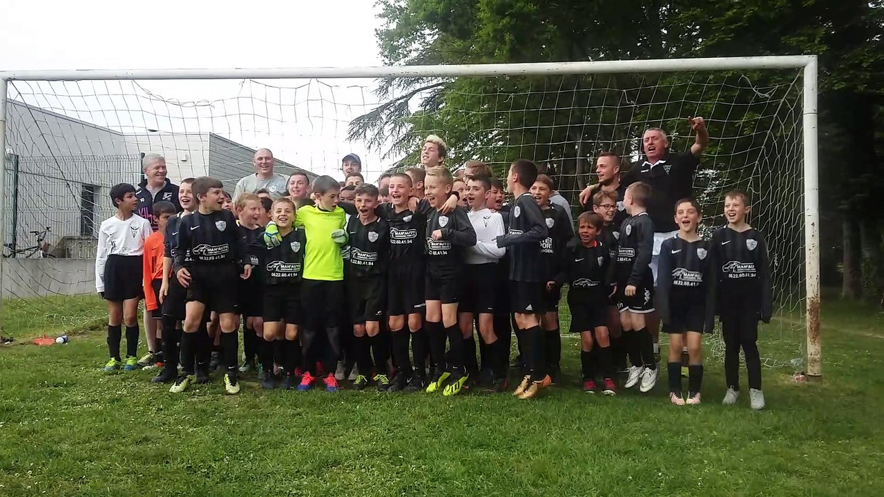Chants des U11/U13 au Tournoi du FC PCB