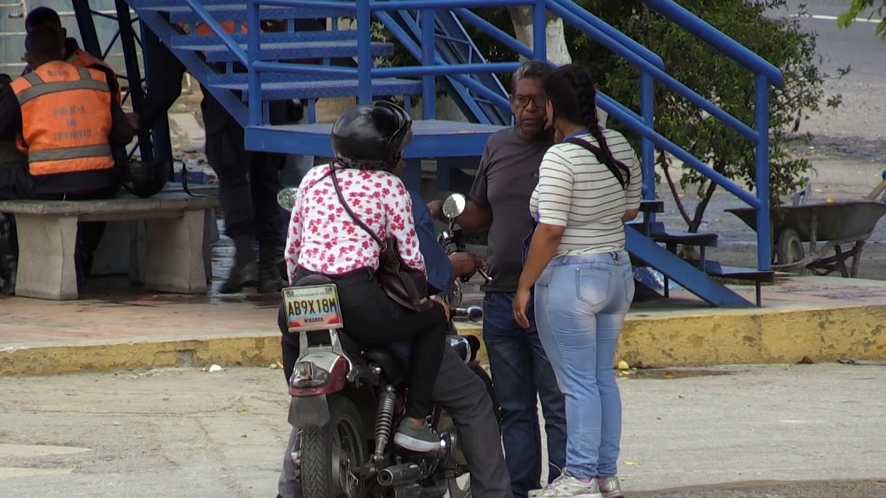 Opositores venezolanos anuncian cuatro muertos...