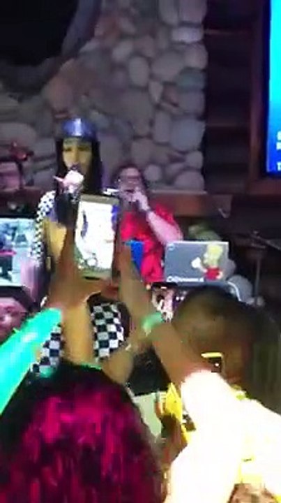 LA REINA