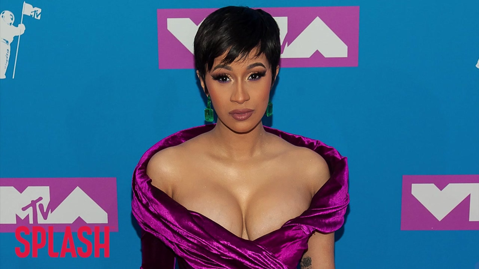 ⁣VIDEO: Cardi B Experiences Mom Guilt