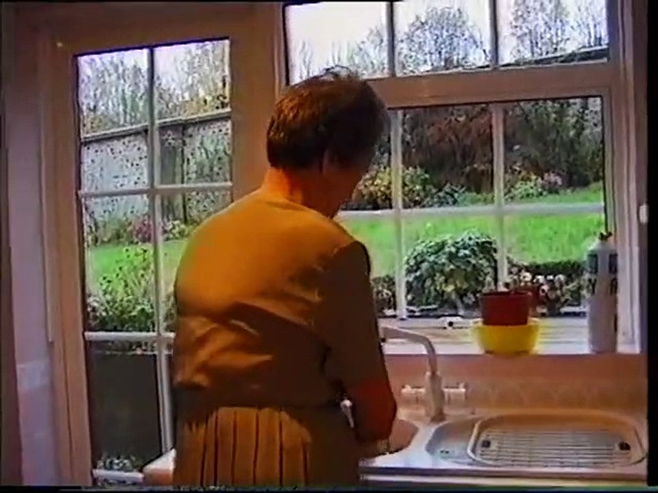 Airline UK S01E02