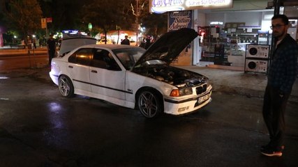 Otomobili Yanarken Kameraya Kaydeden Vatandaşlara Ateş Açtı!