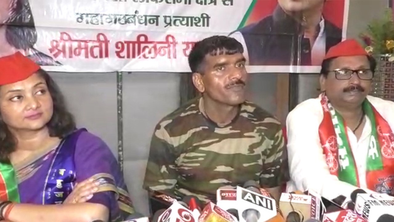 तेज बहादुर का भाजपा पर आरोप, 'चुनाव न लड़ने के ल...