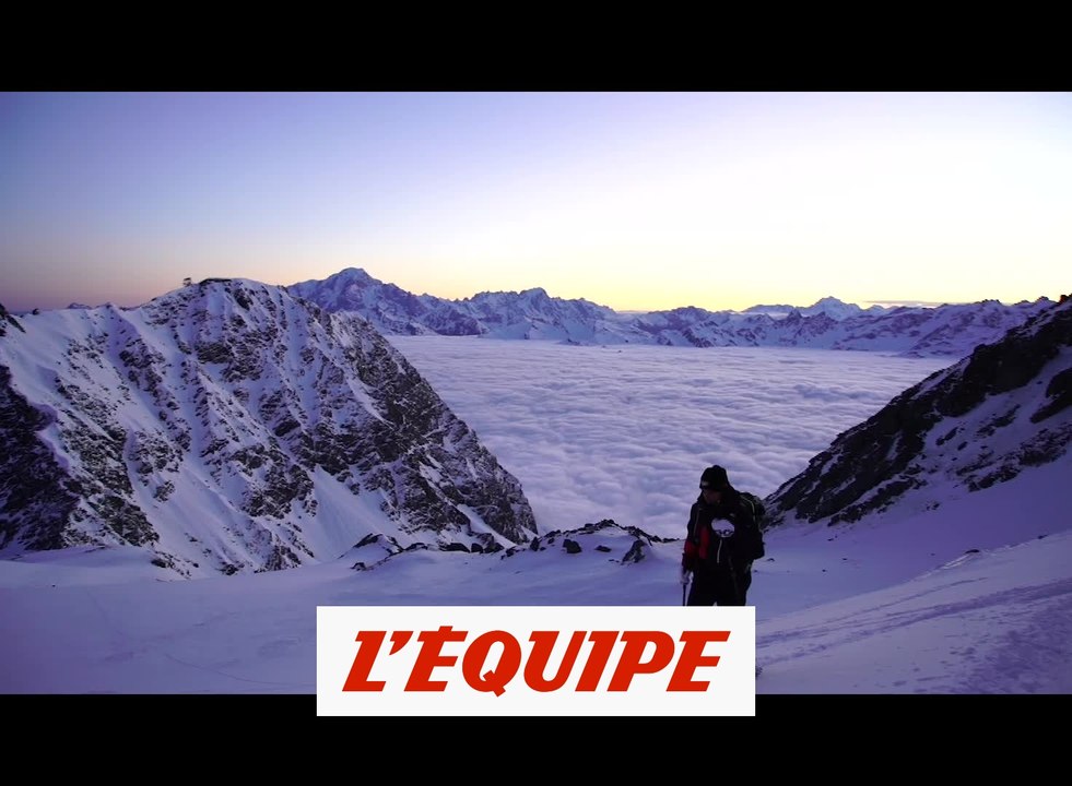 Nicolas Piguet et Romain Grojean rident sur une mer de nuages aux Arcs - Adrénaline - Ski freeride