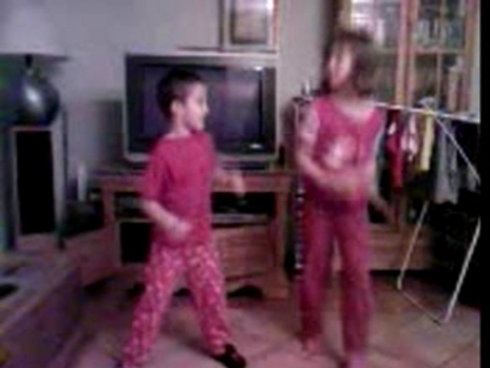 fabio et eva dansent la tectonik