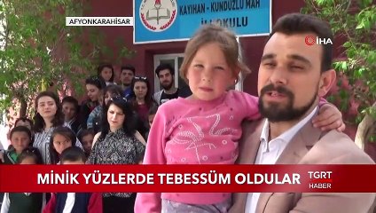 Üniversite Öğrencileri Miniklerin Yüzünü Güldürdü