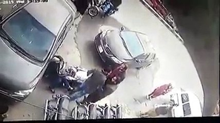 لعنت ایسے پیسوں پر کہ انسان انسانیت ہی بھول جائے۔