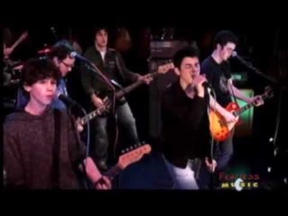 Jonas Brothers - 6 Minutes