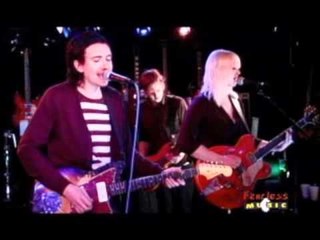 The Raveonettes - Love In A Trashcan