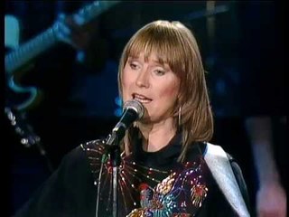 Gail Davies - Someone is Looking For Someone Like You