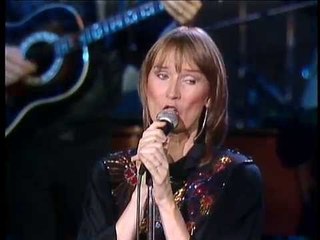 Gail Davies - You Turn Me On, I'm a Radio