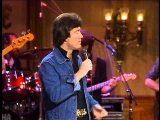 Ronnie McDowell - Watchin' Girls Go By