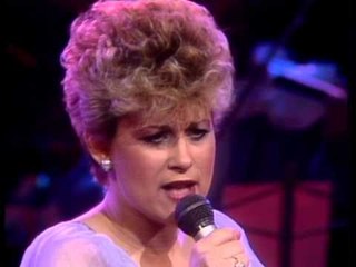 Lorrie Morgan - Stuck on You