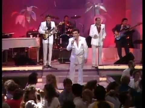 The Original Juniors - Rock n Roll is Here to Stay