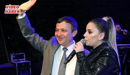 (3 Mayıs 2019) ÜNLÜ SANATÇI MERVE ÖZBEY  ERÜLÜ GENÇ YÜREKLERİ COŞTURDU….