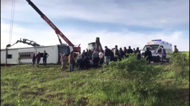 Reşadiye'de Cenazeye Gidenleri Taşıyan Otobüs Devrildi - Olay Yeri (3)