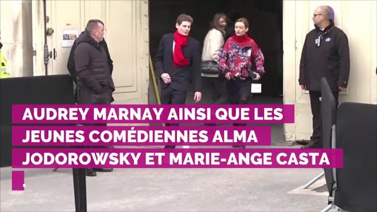 PHOTOS. Claudia Schiffer, Keira Knightley, Vanessa Paradis et sa fille Lily-Rose Depp... pluie de stars au défilé Chanel