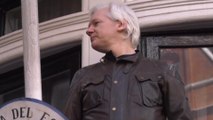 Cuatro detenidos por extorsionar a Julian Assange