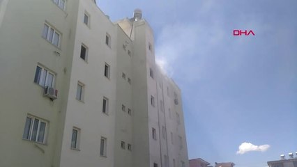Osmaniye Apartmandaki Yangınında, Üst Katlarda Mahsur Kalanlar Kurtarıldı