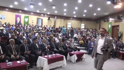 Ahmet Arslan: ""(Karamollaoğlu'na Eleştiri) Kafanı Kuma Gömmüşsün, Dünyadan Haberin Yok"