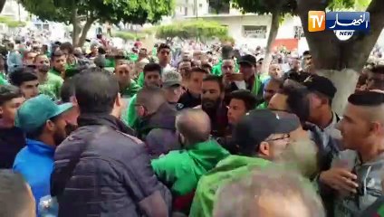 الحراك الشعبي: في سبيل المعلومة يجازفون.. مهنة المتاعب هكذا تكون !!