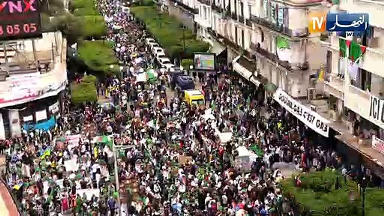 سياسة: الطبقة السياسية تغازل المؤسسة العسكرية وتوجه بوصلتها نحو الحوار
