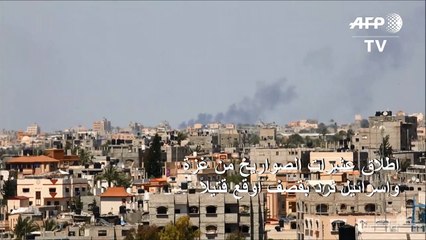 إطلاق عشرات الصواريخ من غزة وإسرائيل ترد بقصف أوقع قتيلاً