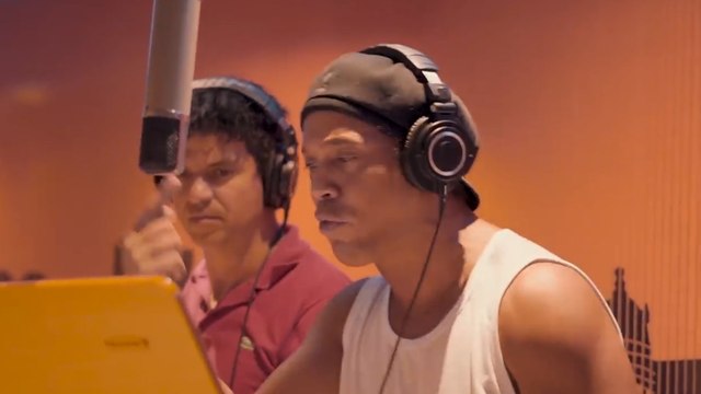 Quand Ronaldinho rappe pour dénoncer la corruption au Brésil