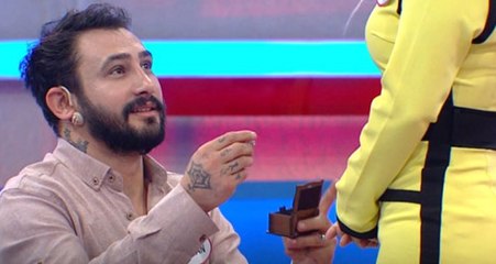 Stüdyodaki Evlilik Teklifi Bu Kez Mutlu Sonla Bitmedi!