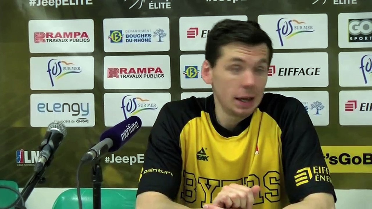 Edouard Choquet meneur de Fos Provence Basket après la défaite contre Le Mans