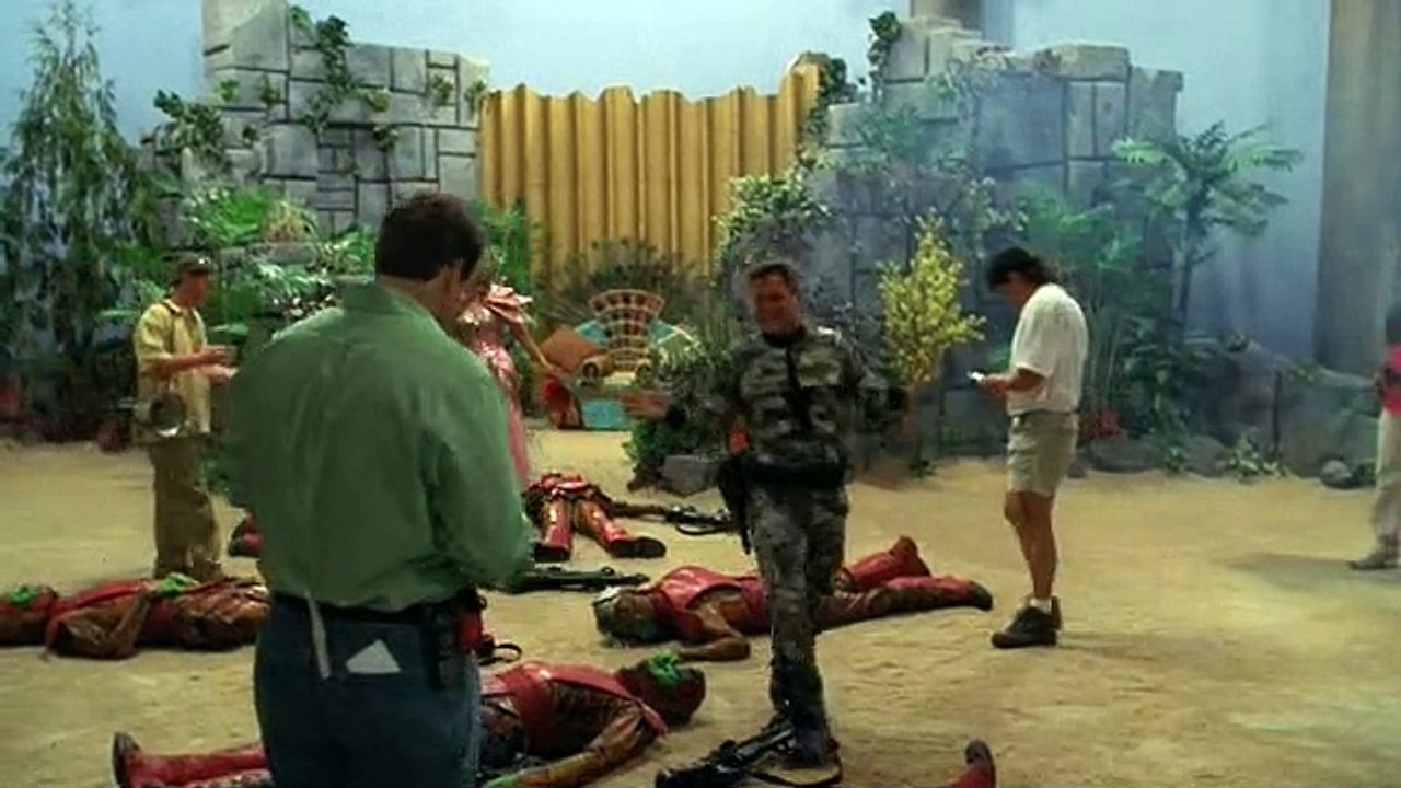 Stargate SG-1 [5x12] Wormhole X-Treme