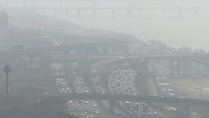 [날씨] 내일까지 답답한 공기...고온에 오존도 비상 / YTN