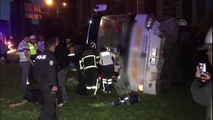 Yolcu Otobüsü Yoldan Çıkarak Şarampole Devrildi